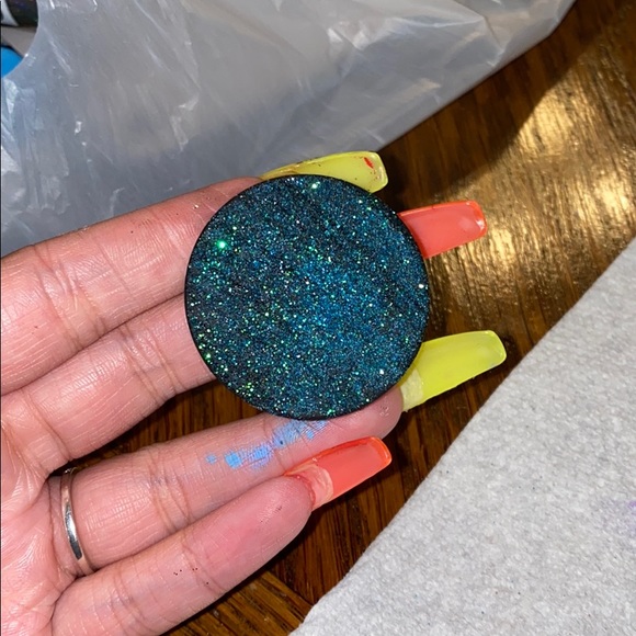 Custom Popsocket - Picture 2 of 2